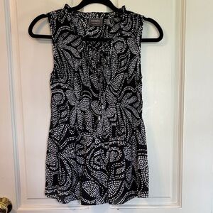 Sleeveless Flowy Tie-Neck Top